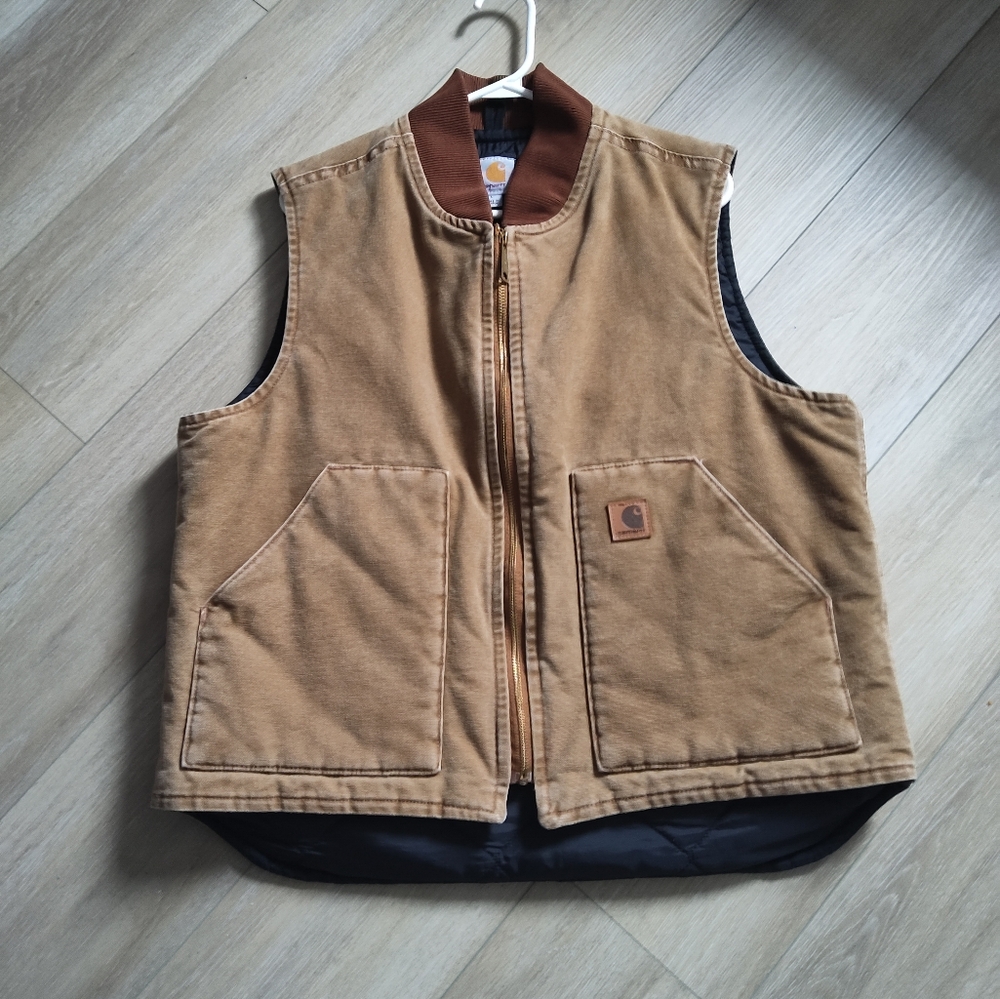 Carhartt vest